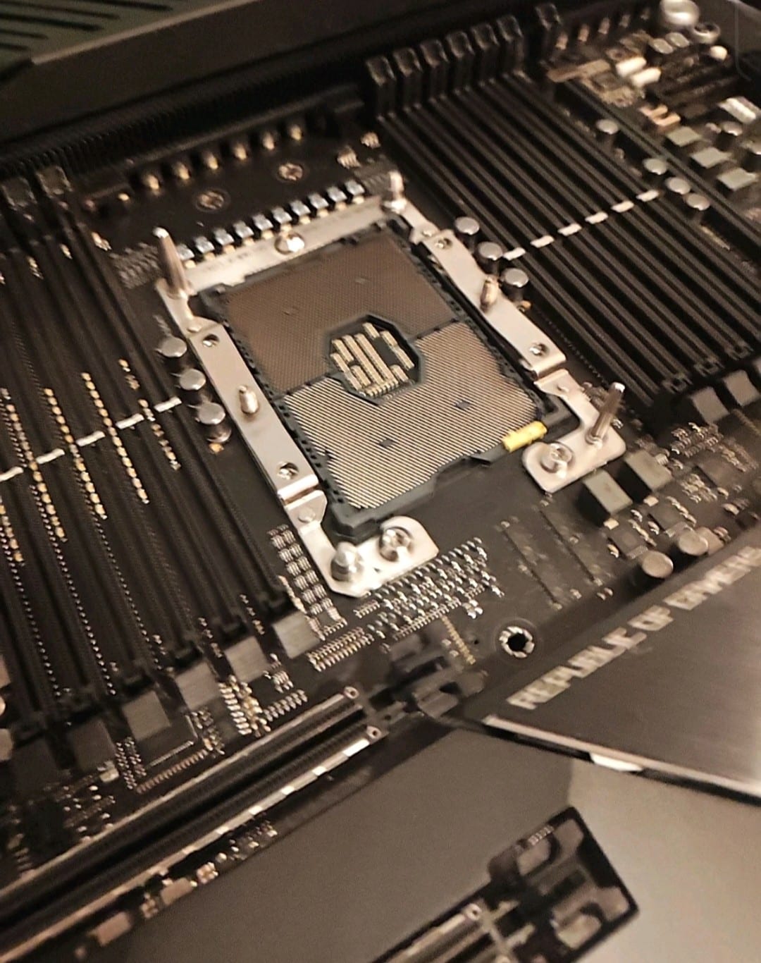 ROG Dominus Extreme — LGA 3647 socket close-up