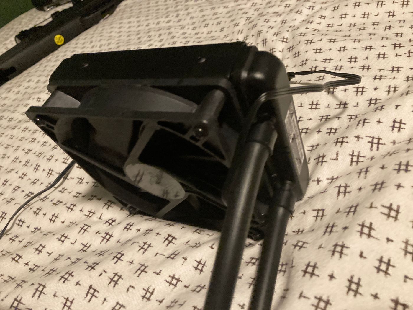 120mm radiator mounted — AIO rad with fan attached