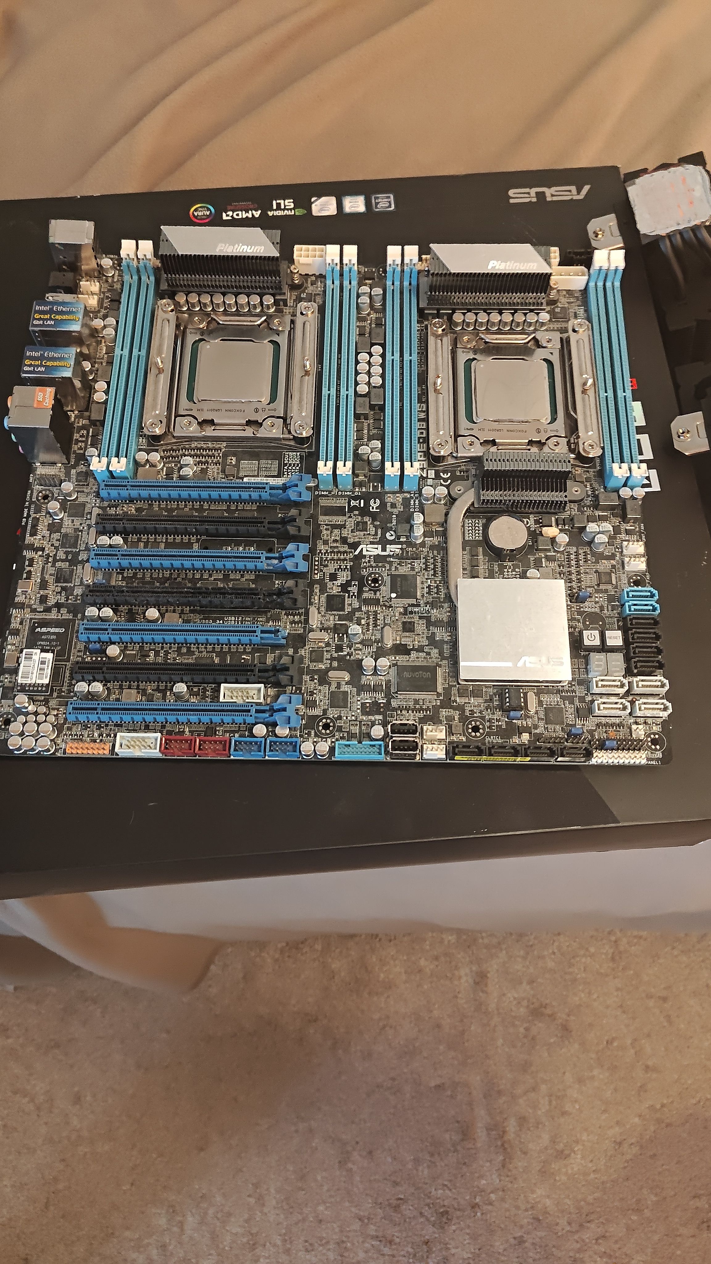 ASUS Z9PE-D8 WS + Dual Xeon E5-2697