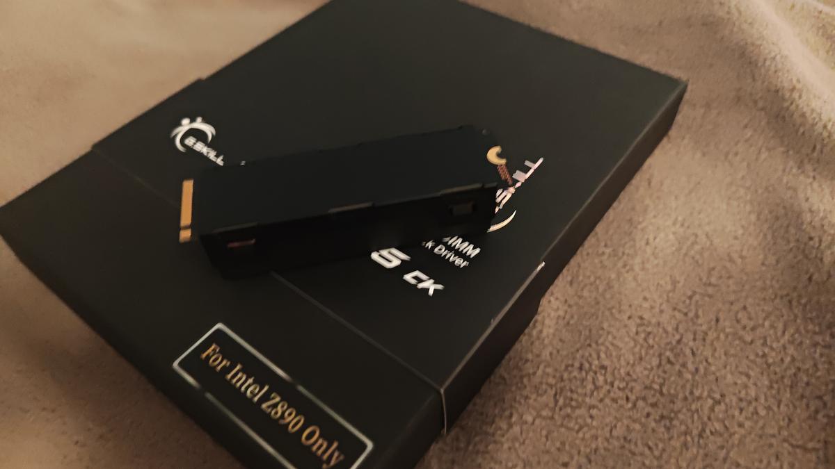 Corsair XM2 fully assembled — rear view showing bottom mounting plate