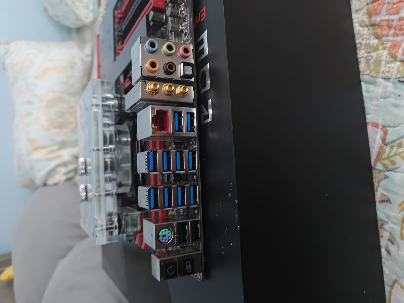 Rampage V Extreme rear I/O panel
