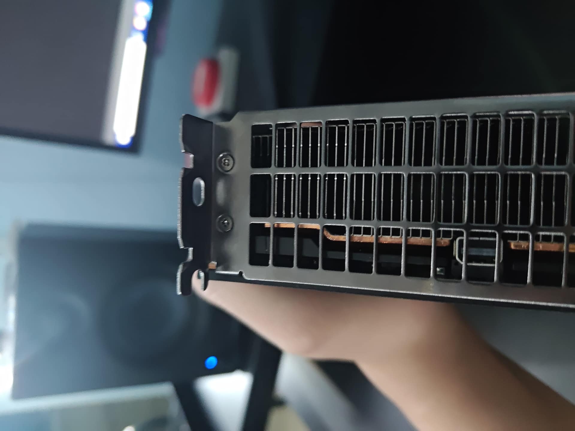 IO bracket screws on the Radeon Pro V340L