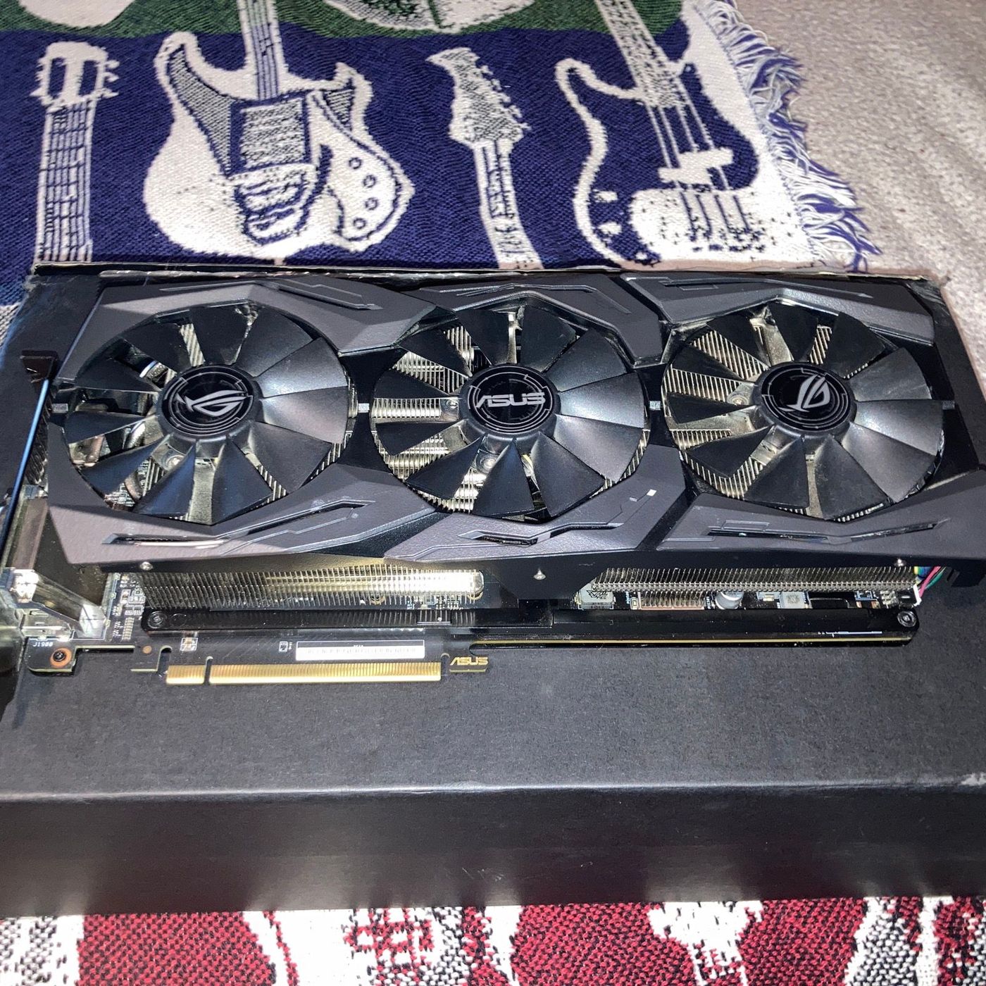 ASUS ROG Strix Vega 56